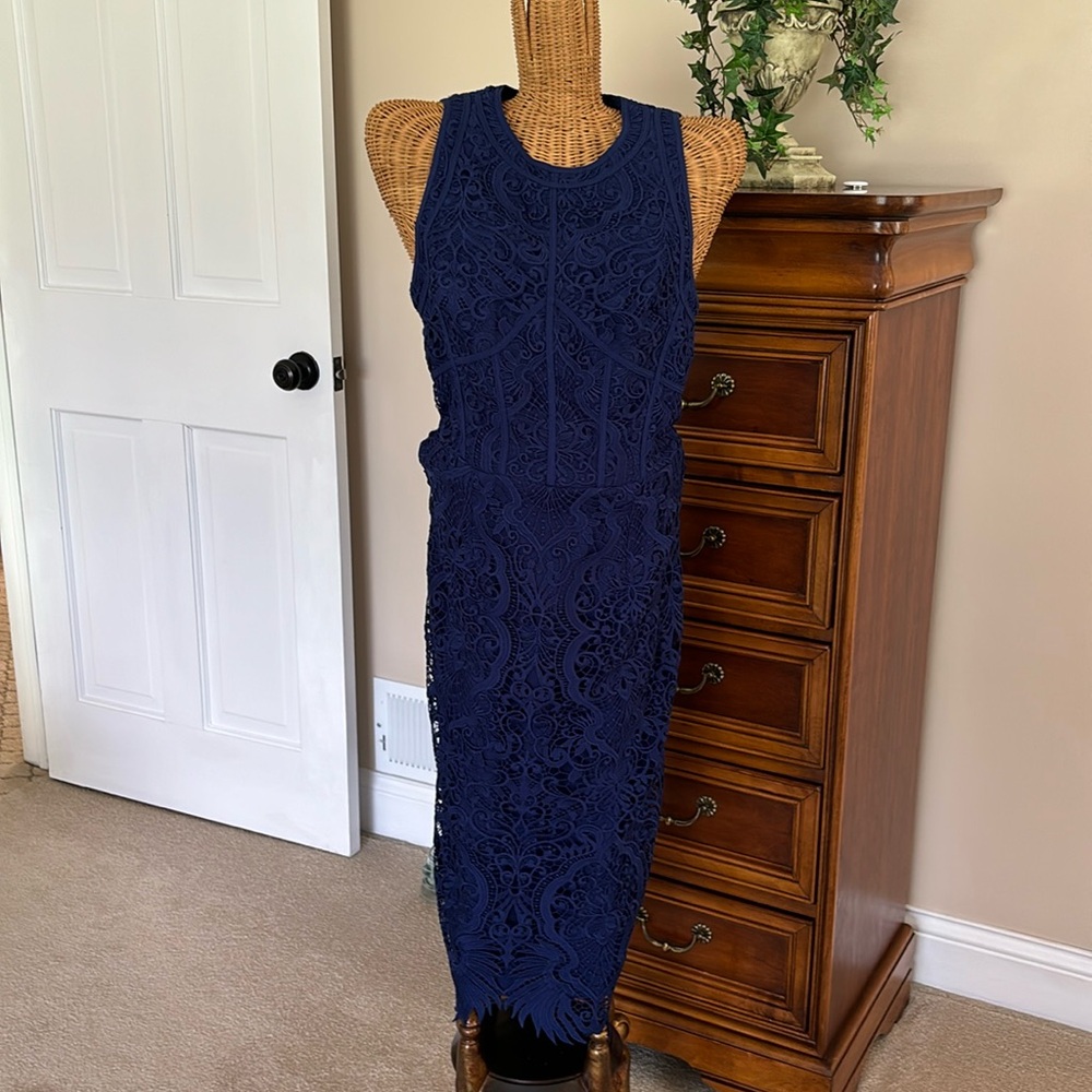 Beautiful blue lace dress. Size small.